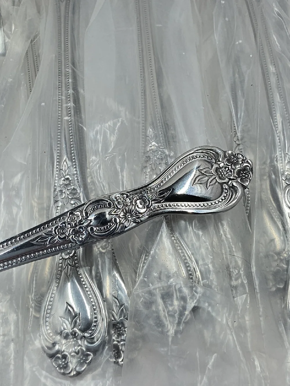 Rogers Precious Rose 24 Pieces Cocktail Forks Iced Tea Spoons Glossy Stainless
